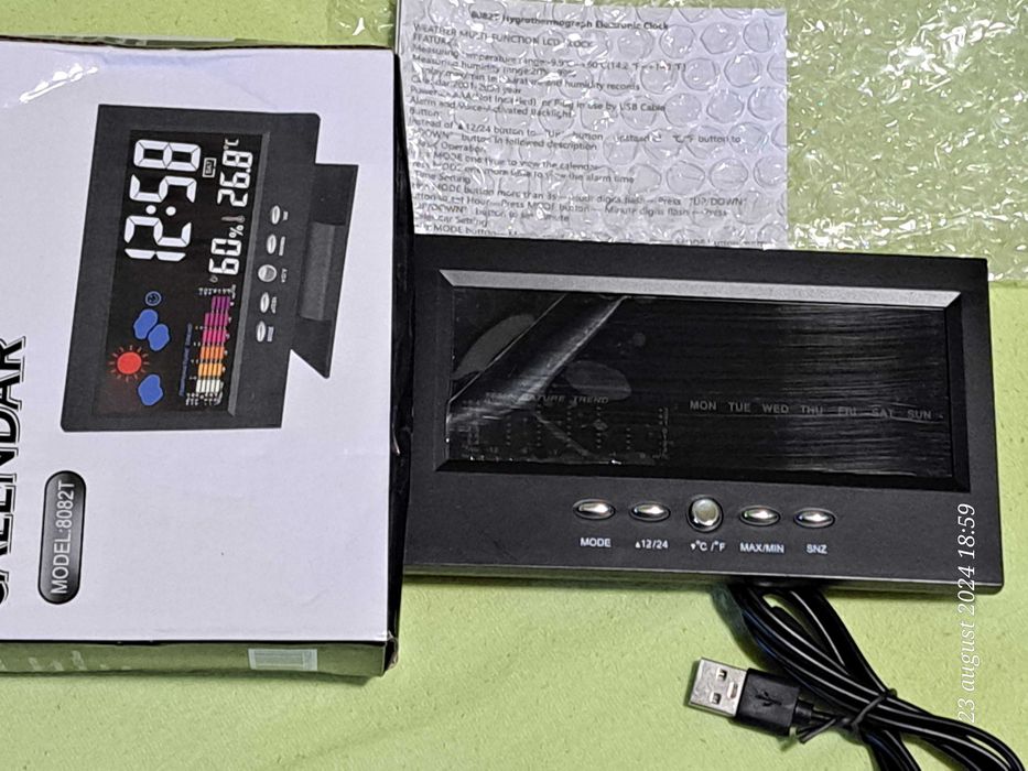 Ceas de masa 5 in 1, cu mulriple functii, nou