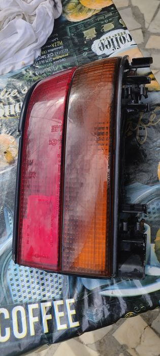 Продается задняя фара  Toyota Karina 2