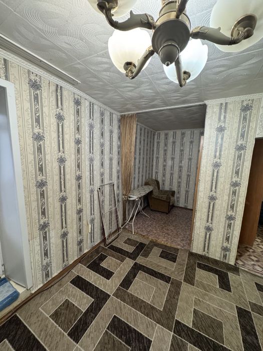 Продам 2 комнатную квартиру