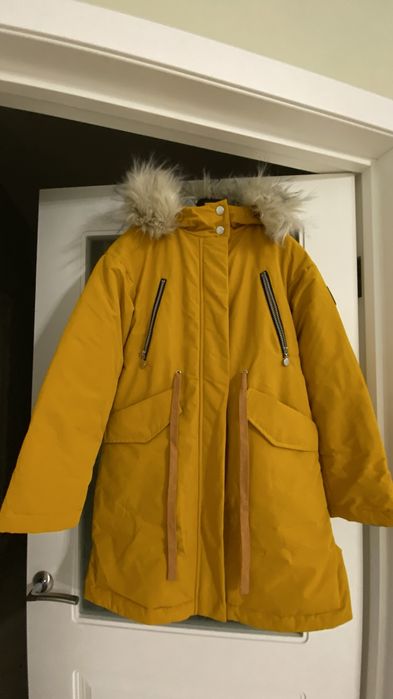 Зимняя куртка на девочку 152 см