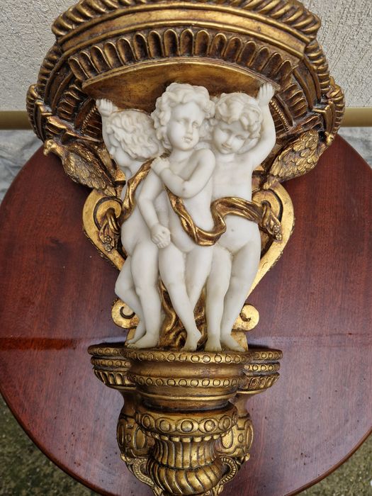 Стара уникална антикварна френска конзола за стена