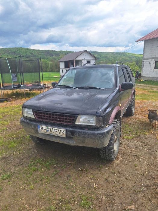 Vânzare mașină 4×4 opel frontera