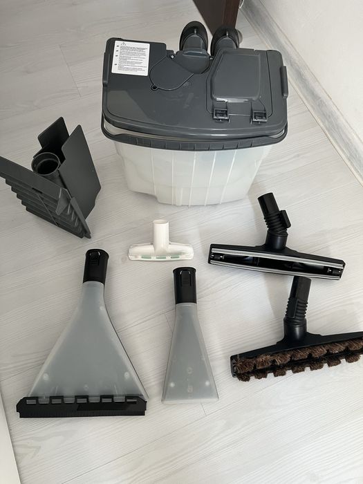 Прахосмукачка Bosch BWD420HYG