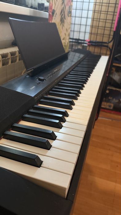 Электронное пианино Casio PriviI