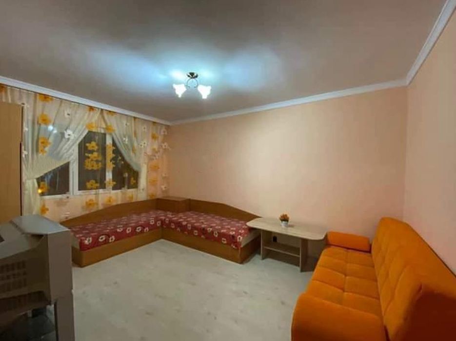 Дава се под наем Двустаен апартамент в Пловдив, Христо Смирненски - 80 кв.м за 325 € - Снимка #1