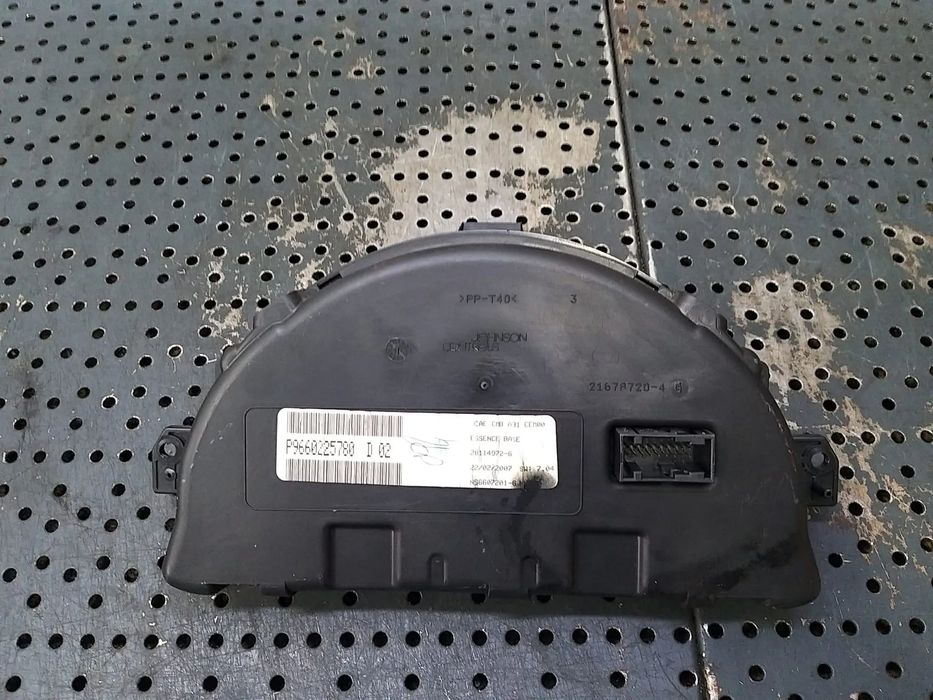 Ceas bord benzina citroen c3 1 fc fn p9660225780d02