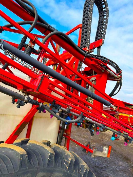 Instalatie erbicidat Met Hardi ScanAgri 4000 cu 28 m an 2017 Rau Kuhn