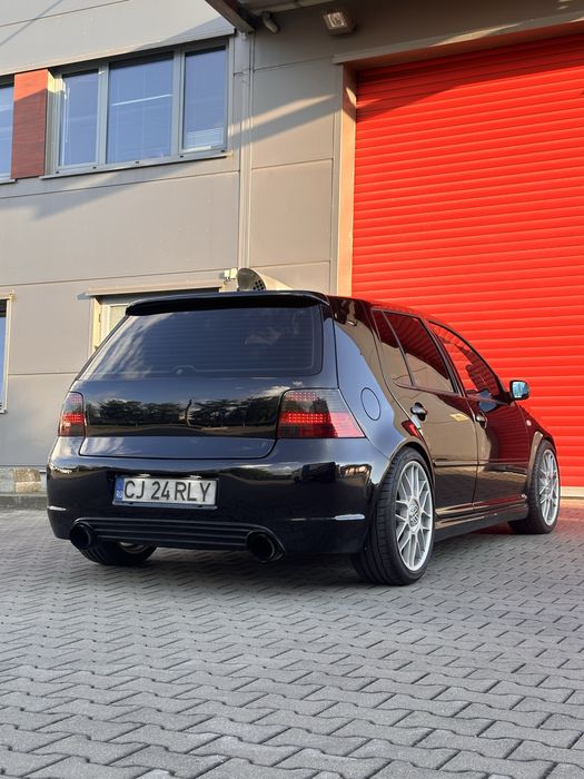 VOLKSWAGEN Golf 2000 — imagine 4