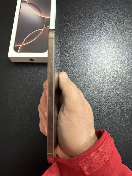 Iphone 16 pro max desert titanium