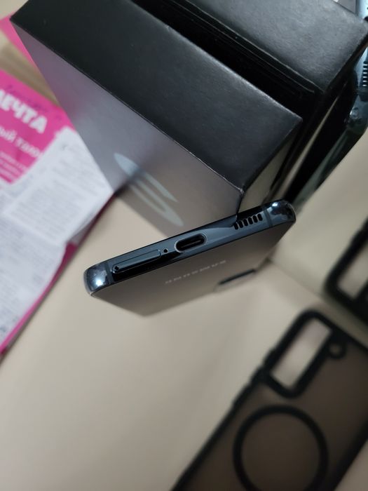 Продам Samsung Galaxy S22 Green