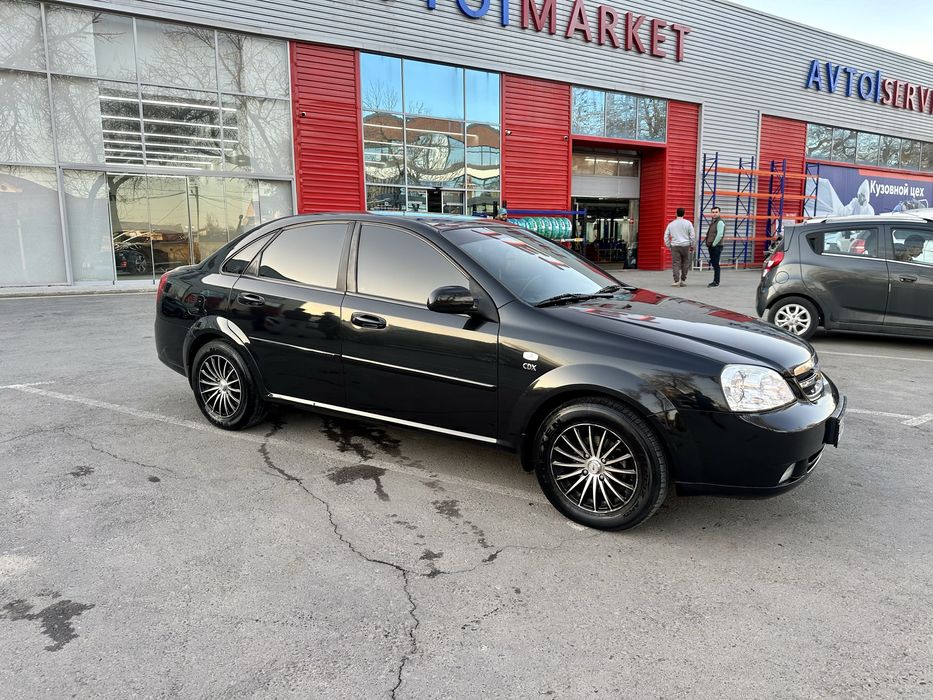 Продается Lacetti 1.8