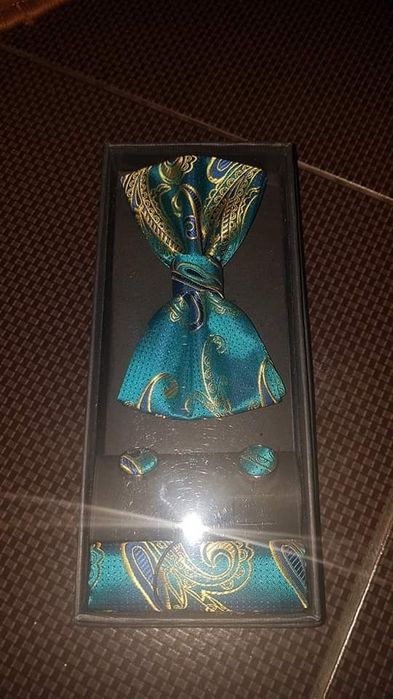 Set papion, butoni si batista