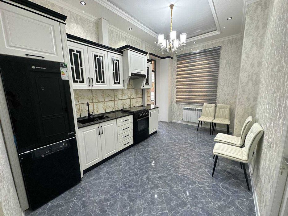 3х комнатная квартира на 3 этаже 83кв/м, в Самарканде