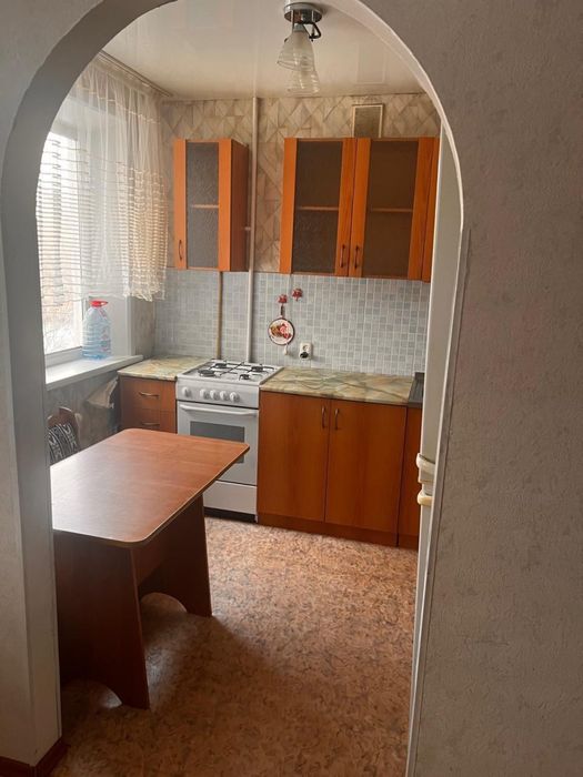 Сдам 2комн квартиру центр