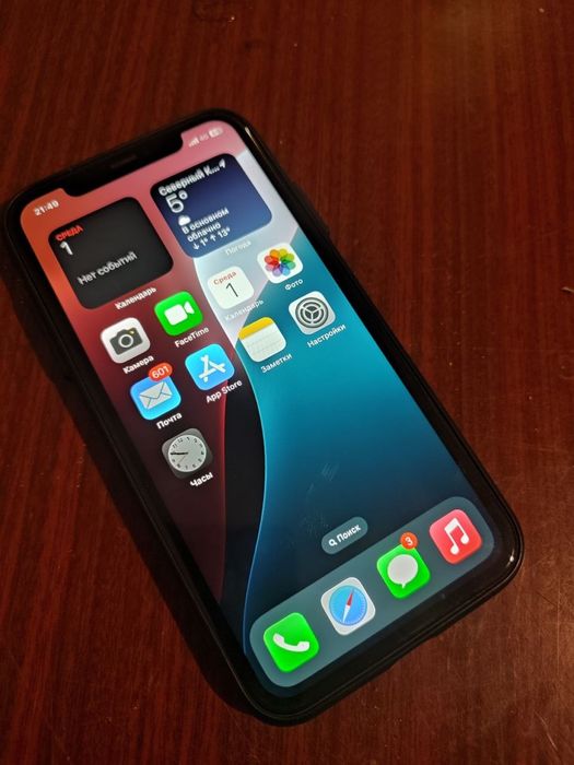 Iphone 11 в хорошем состоянии