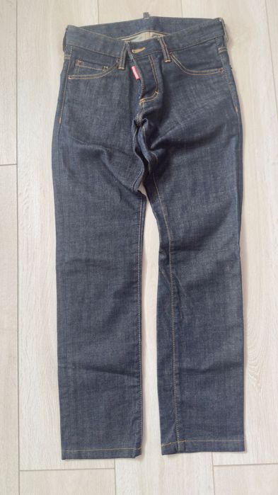 Blugi Dsquared2, marime 42, talie 72 cm, lungime 93 cm