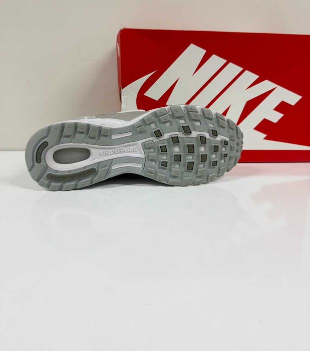 Nike Air Pegasus Wave