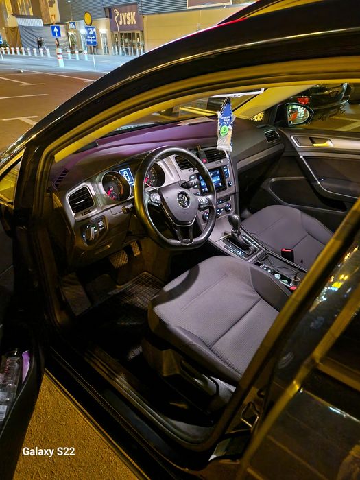 Vând Golf7 2.0TDI 150hp