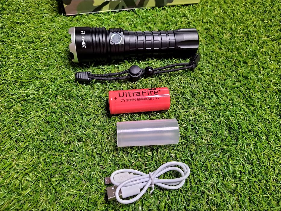 Lanterna ZSH-A71 cu Led CREE L2 si Acumulator 26650 punct Fix Nou