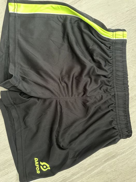 Pantaloni scuti Dafor
