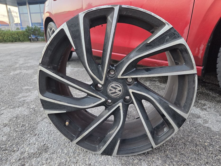 4бр. джанти 18" 5х112 свалени от голф 8