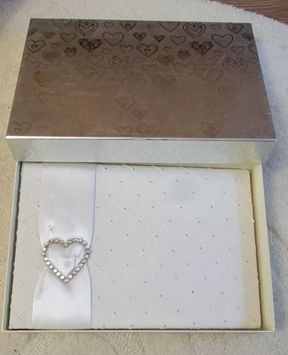 Album foto de nuntă Debenhams – nou, în cutie