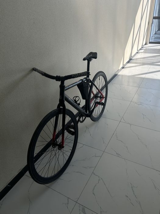 Fixed Gear, Modric