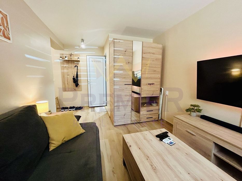 Продава се Двустаен апартамент в Варна, Център - 50 кв.м за 1700 €/кв.м - Снимка #4