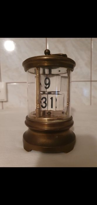 Ceas Antik de Semineu