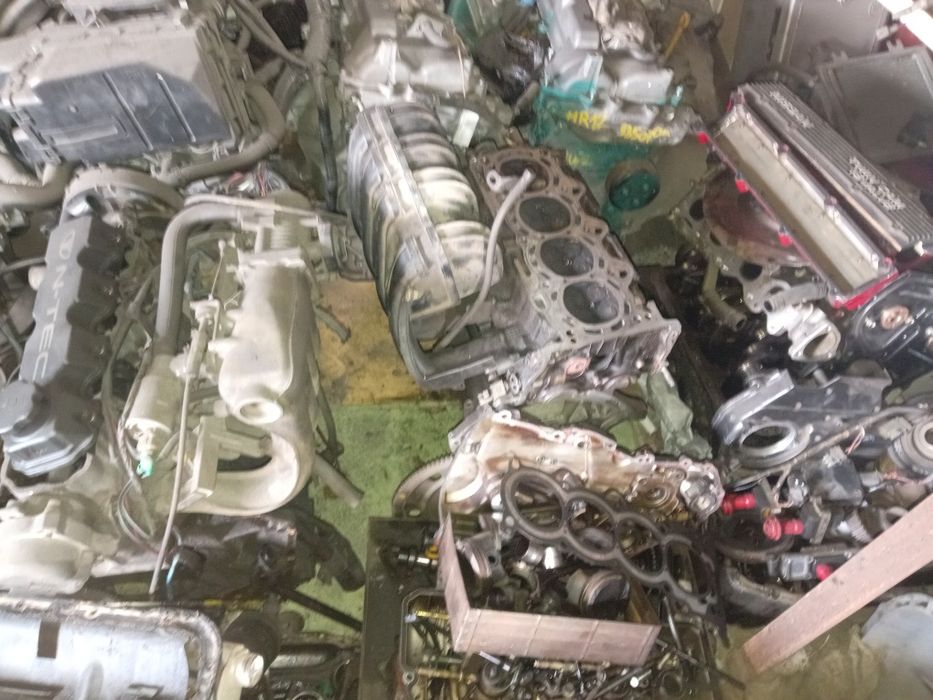 Продам двигателя по запчастям