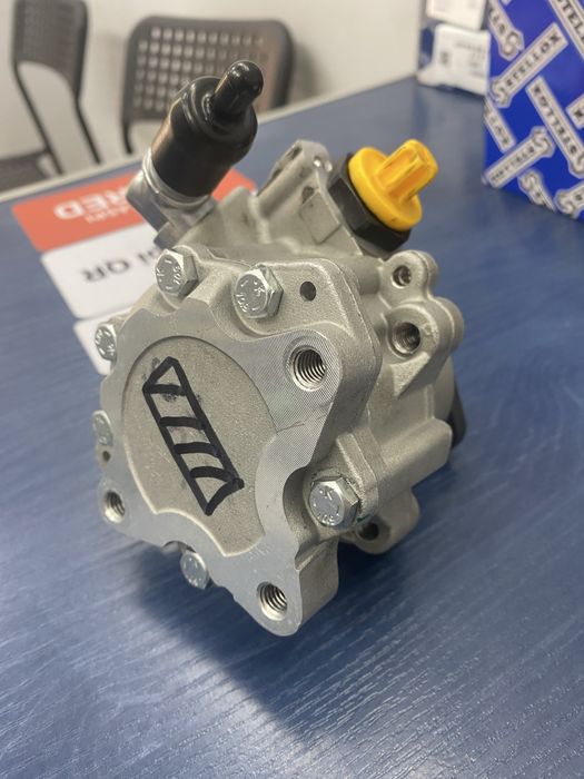 Насос ГУР Фирма GS на BMW 3 E36 E46 E34 E39