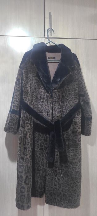 Шуба женская тигровая