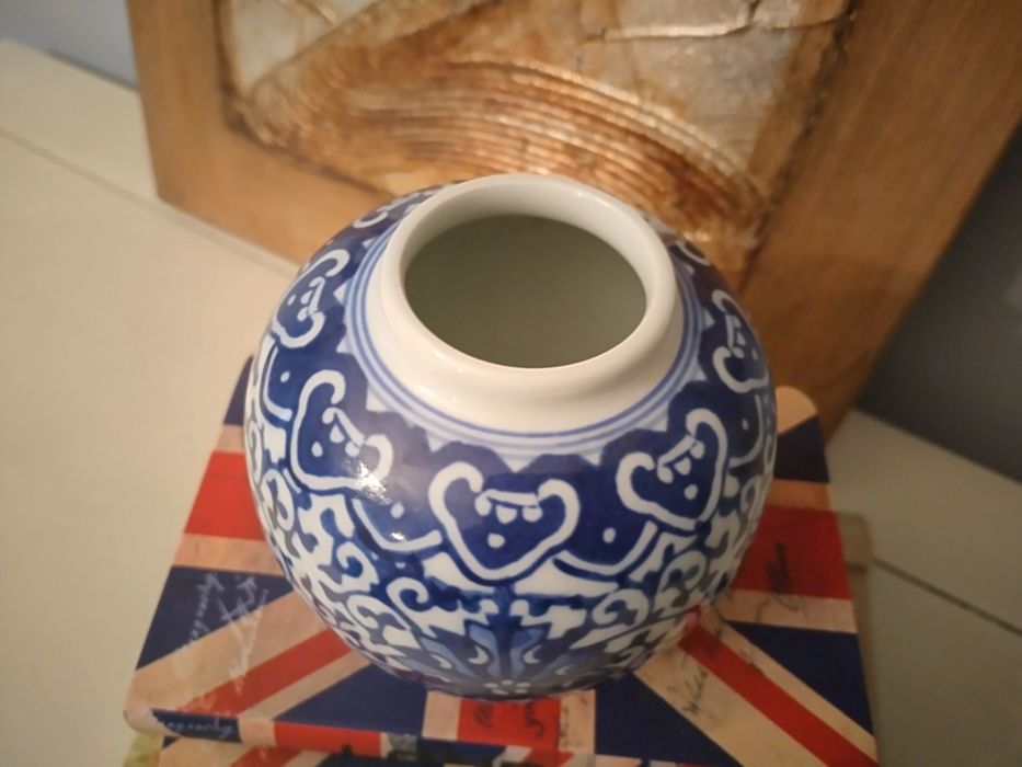 Старинен керамичен съд от Иран