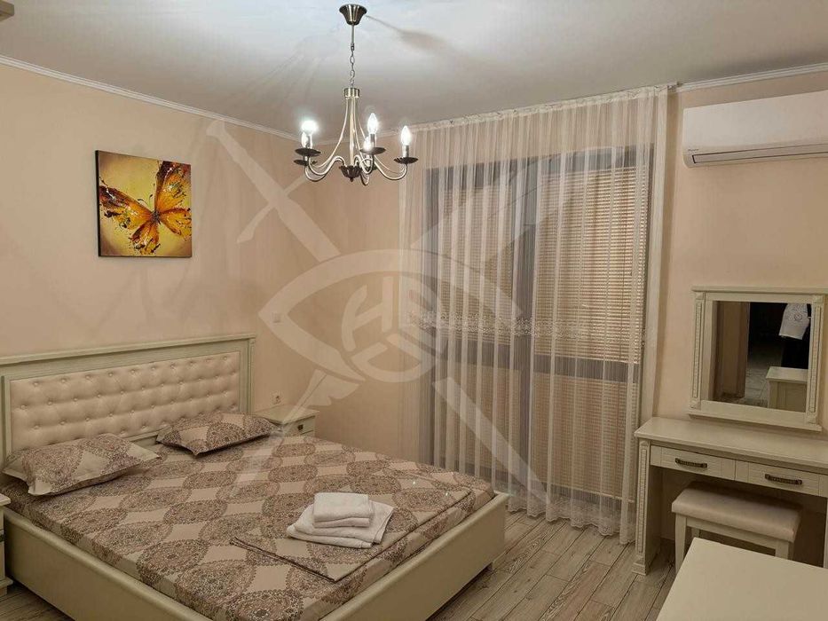 Продава се Тристаен апартамент в Несебър - 96 кв.м за 1771 €/кв.м - Снимка #1