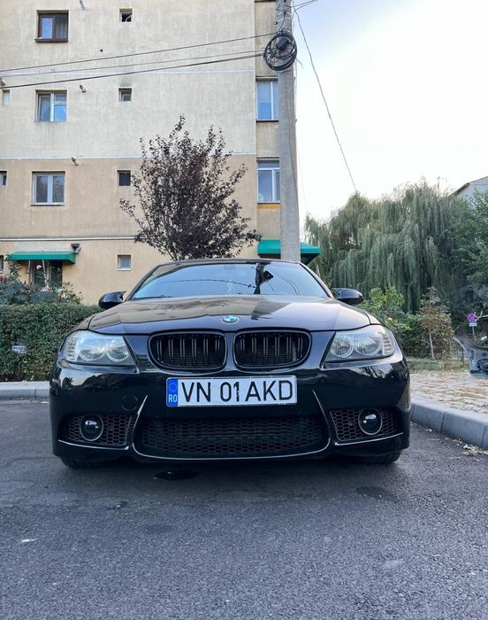 Grila dubla grilaj nari BMW Seria 3 E90 E91 FL facelift negru