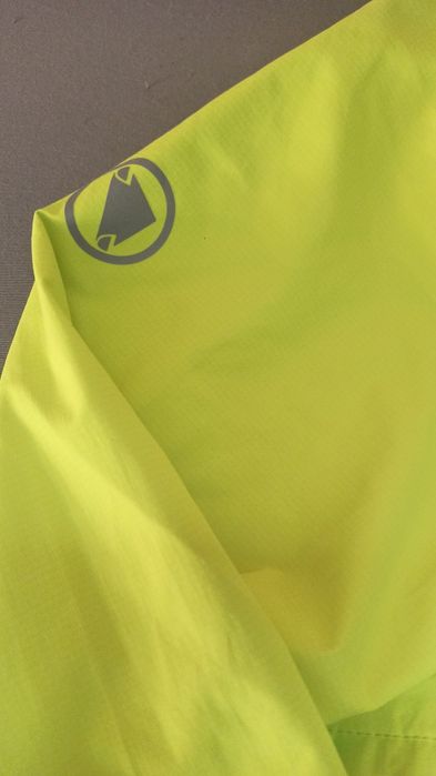 Оригинално яке Endura hi-vis размер L