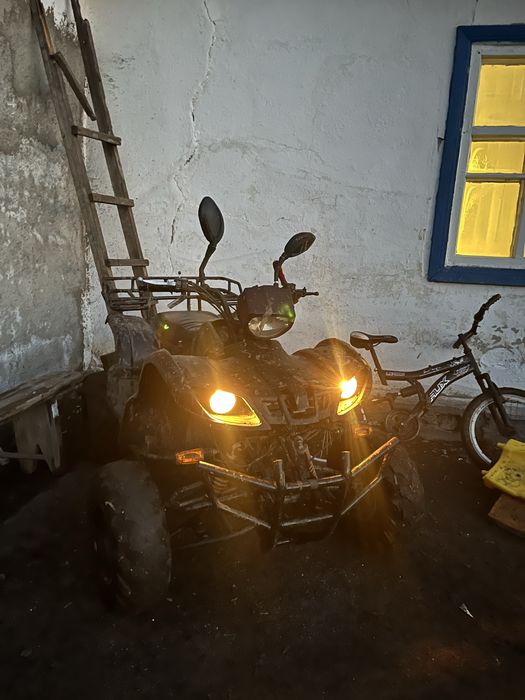 Продам квадроцикл срочно