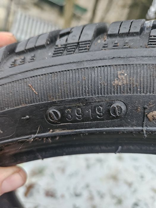 Зимни Kormoran 225 40 18 dot3919