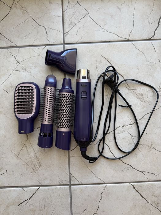 Сешоар четка на philips