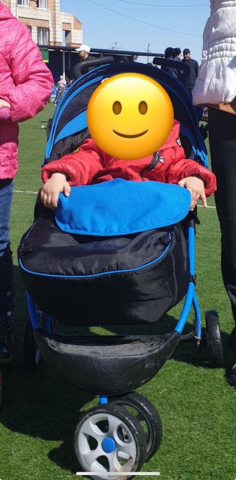 Коляска прогулочная легкая складная