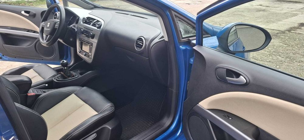 Seat Leon 2012 ***Tapiterie piele+ Navigatie***