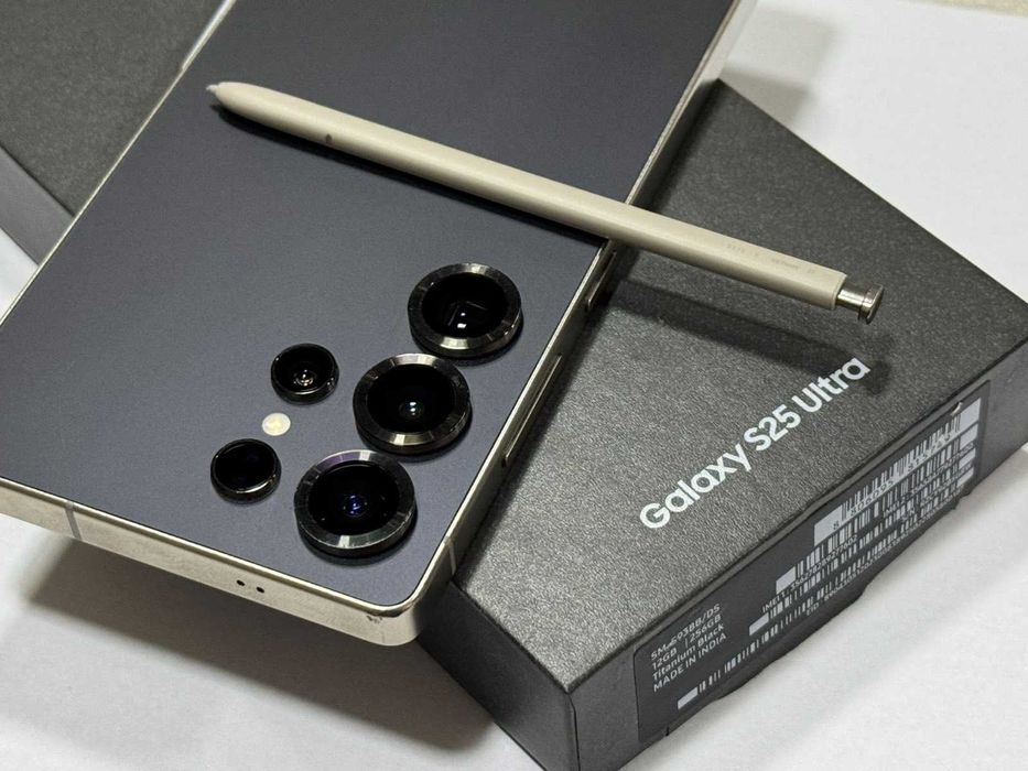 Samsung Galaxy S25 Ultra 5G 256GB 12GB RAM Dual