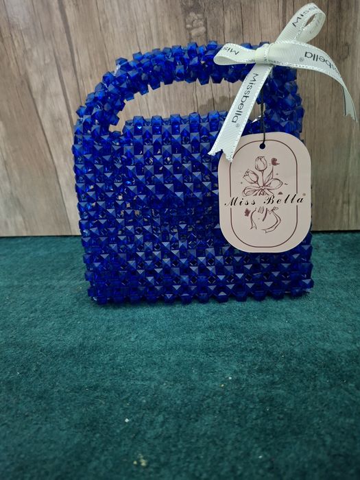 Сумкача  кизчаларга ажойиб совга. Нархи 135000 сум