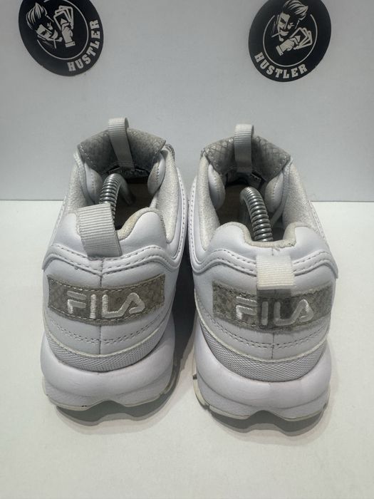 Сникърси FILA . Номер 39.5