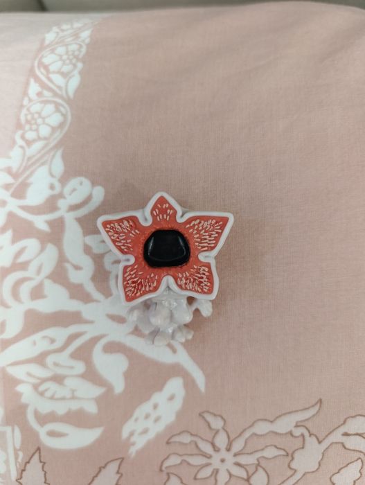 Kinder stranger things ОСД