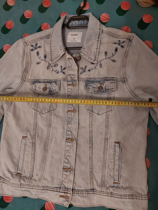 Vând jacheta de blug Old Navy mărimea L noua doar spalata