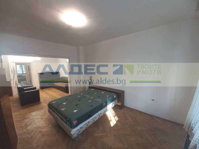 Дава се под наем Двустаен апартамент в София, Център - 66 кв.м за 518.67 € - Снимка #4