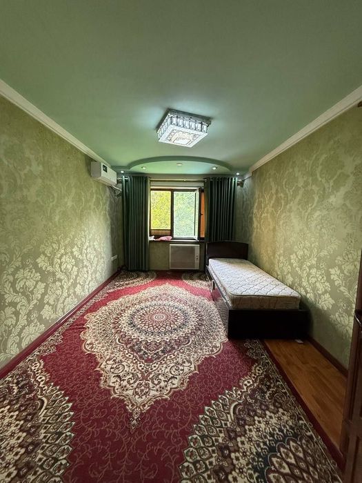 3х комнатная квартира балкон 6м. Гагарина
