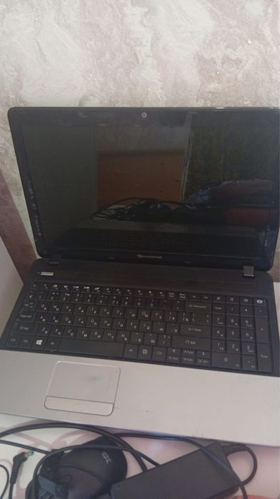Продам ноутбук серии Packard Bell EasyNote TE11