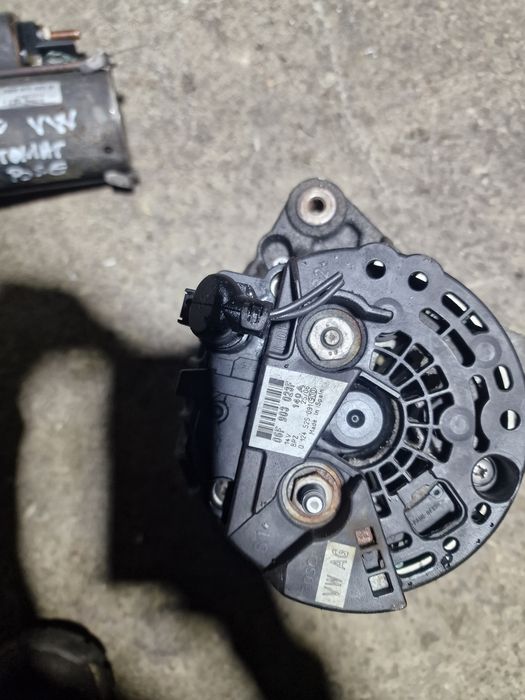 Alternator,electromotor Vw Golf 5,Touran motor 1,6 benzina, BSE